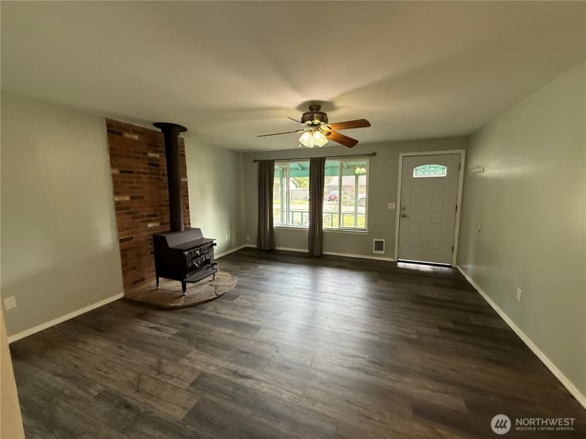 Property photo for 11524 Butler Avenue Sw, Port Orchard photo 5