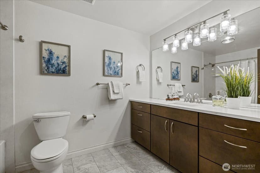 Property photo for 7223 Ne 160th Street, Kenmore photo 14