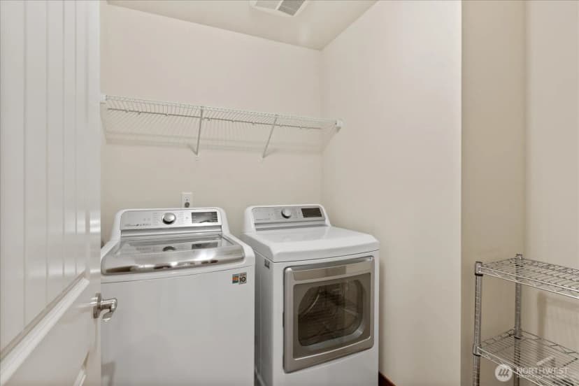 Property photo for 17912 12th Place W, Lynnwood photo 28