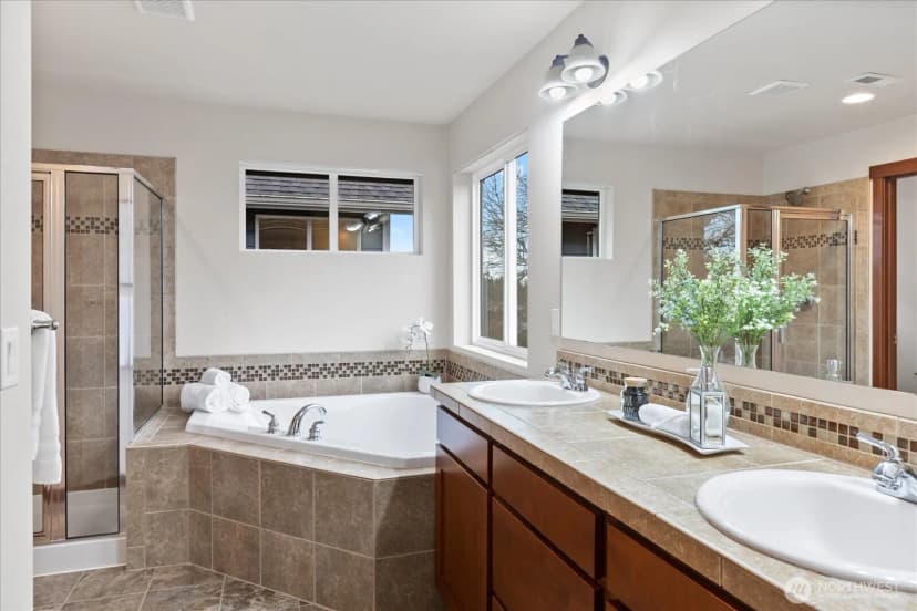 Property photo for 17912 12th Place W, Lynnwood photo 19