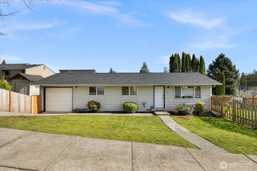 Property photo for 212 10th Street, Snohomish photo 2