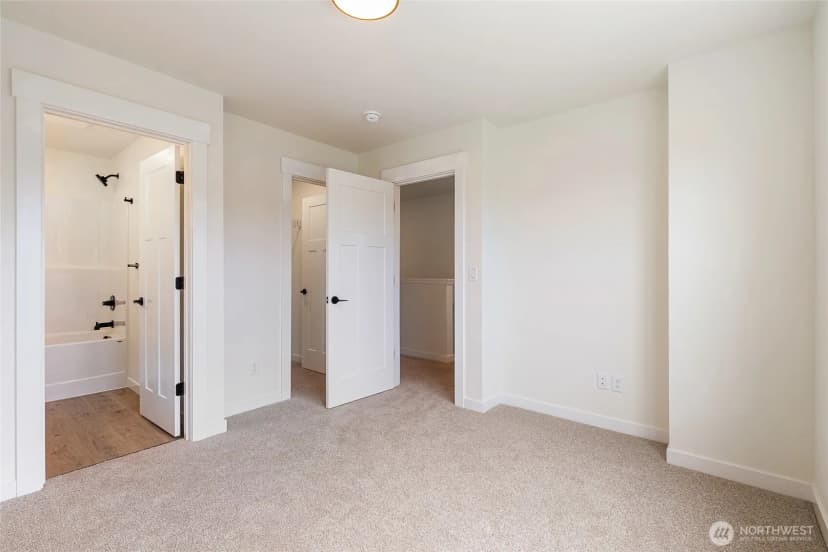 Property photo for 4230 Melrose Lane, Bellingham photo 17