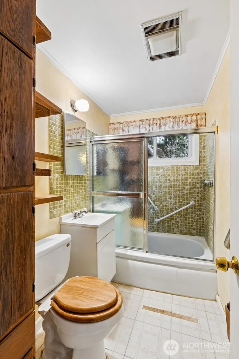 Property photo for 23906 60th Avenue W, Mountlake Terrace photo 10