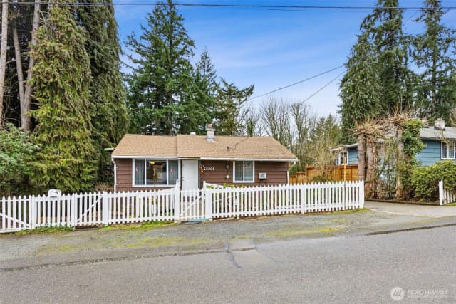 Property photo for 23906 60th Avenue W, Mountlake Terrace