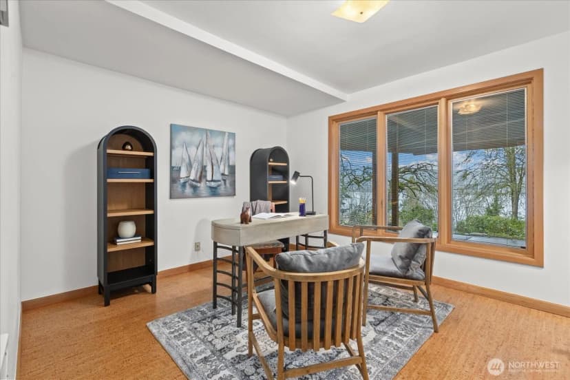 Property photo for 11904 Lakeside Avenue Ne, Seattle photo 29