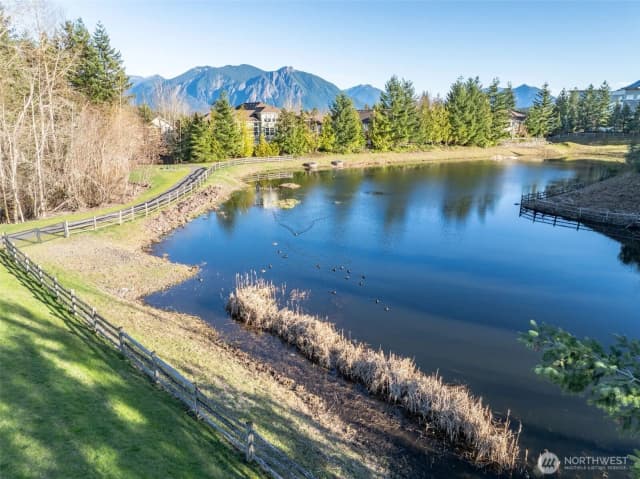 Property photo for 35112 Se Kinsey Street, Snoqualmie photo 2