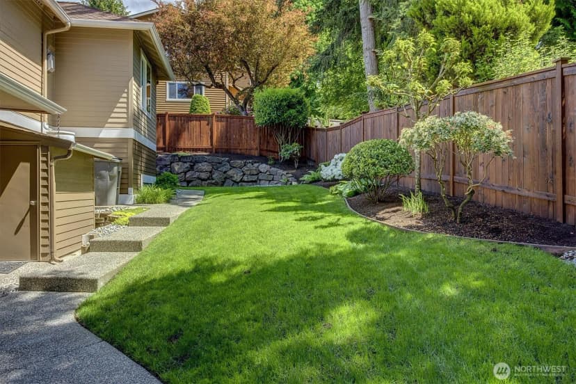 Property photo for 10523 Ne 118th Lane, Kirkland photo 33