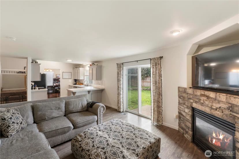 Property photo for 16541 Rainier View Drive Se, Yelm photo 15