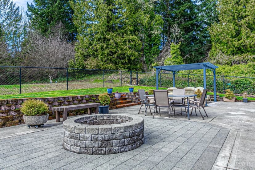 Property photo for 3614 West Tapps Drive E, Lake Tapps photo 4