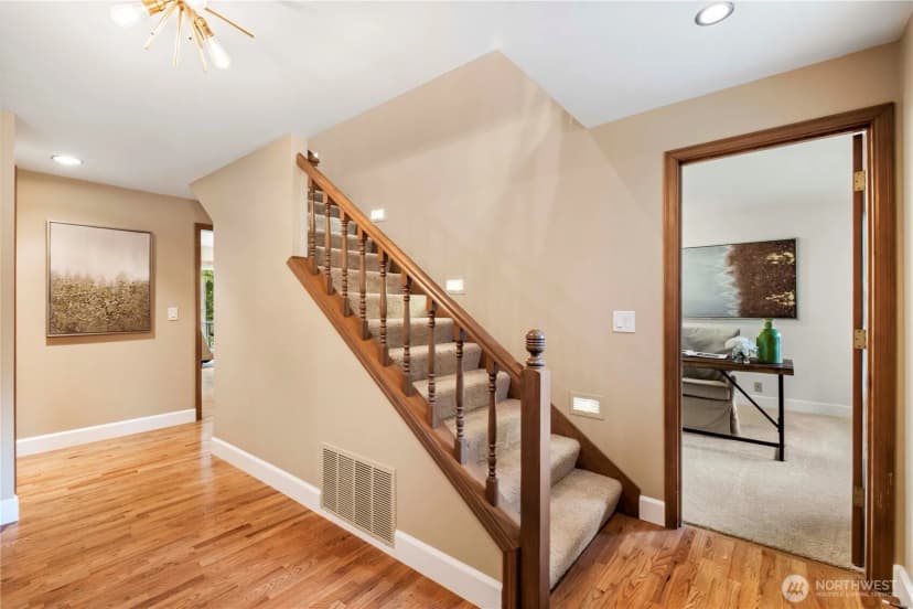 Property photo for 24229 Ne 7th Place, Sammamish photo 17
