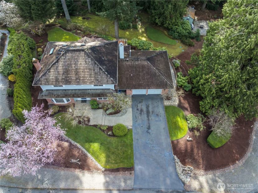Property photo for 24229 Ne 7th Place, Sammamish photo 28