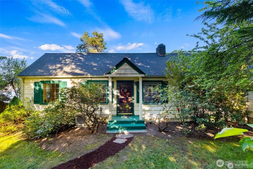 Property photo for 1333 East Bay Drive Ne, Olympia photo 6