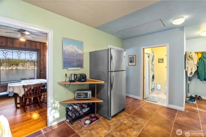Property photo for 1333 East Bay Drive Ne, Olympia photo 28