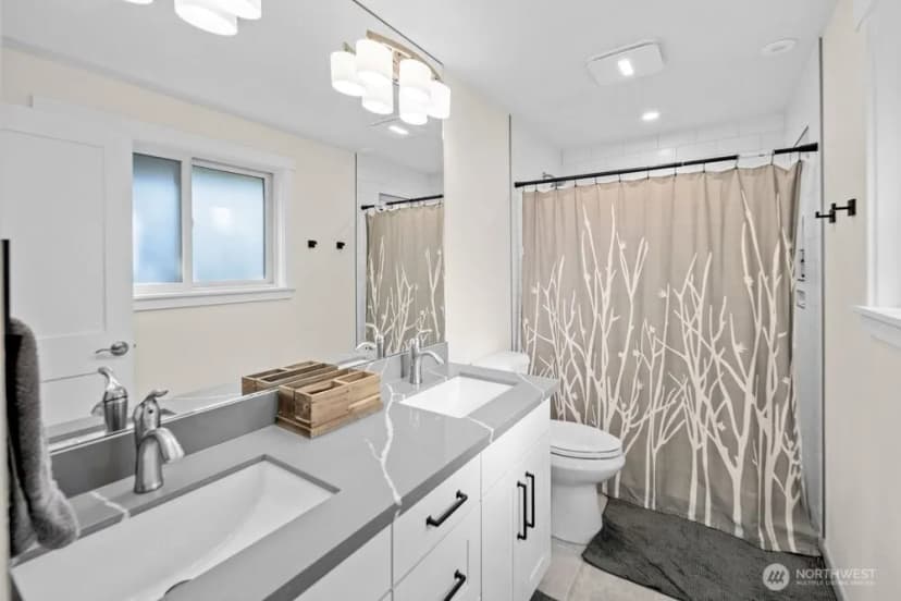 Property photo for 712 Alder Street, Edmonds photo 22