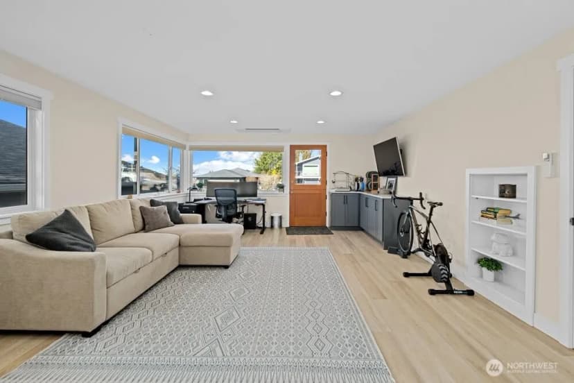 Property photo for 712 Alder Street, Edmonds photo 29