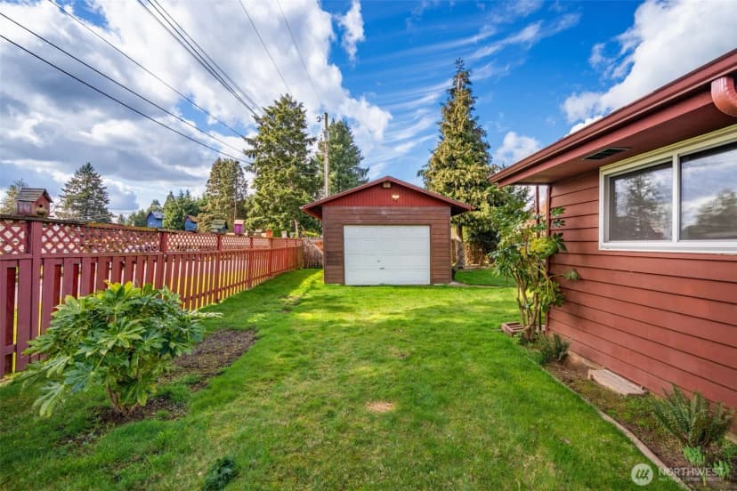 Property photo for 235 9th Street, Washougal photo 30
