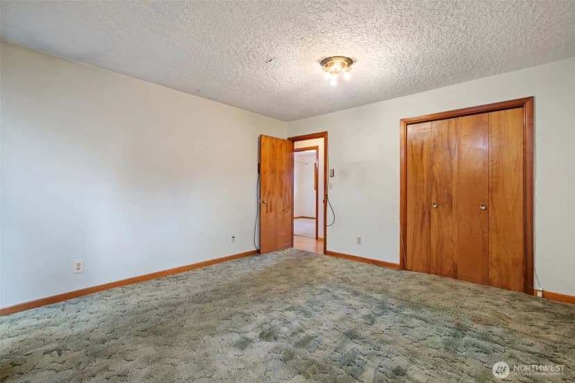 Property photo for 235 9th Street, Washougal photo 17