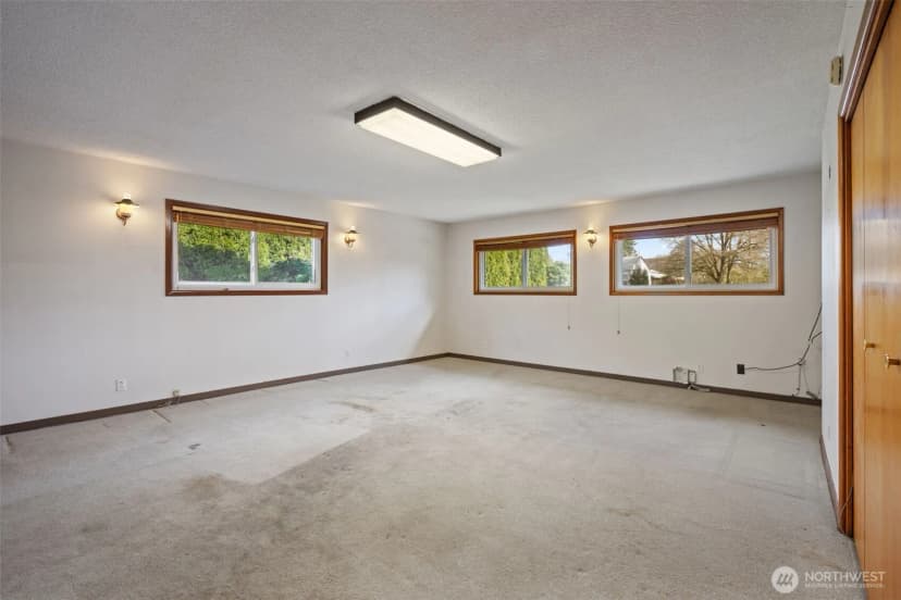 Property photo for 235 9th Street, Washougal photo 21