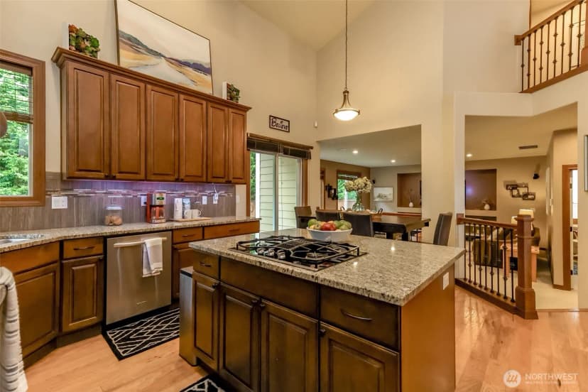 Property photo for 21305 62nd Street Ct E, Lake Tapps photo 11