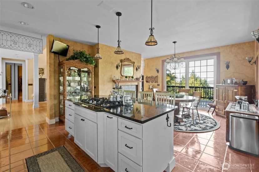 Property photo for 11733 Hummingbird Lane, Anacortes photo 10