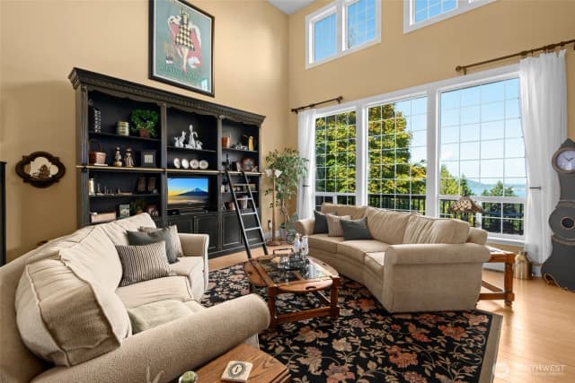 Property photo for 11733 Hummingbird Lane, Anacortes photo 5