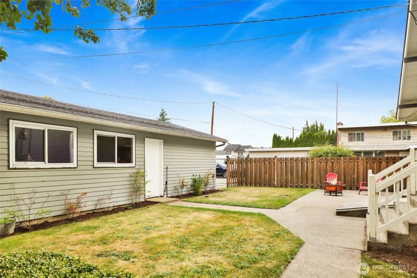 Property photo for 1218 Front Street, Lynden photo 36