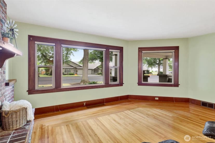 Property photo for 1218 Front Street, Lynden photo 11
