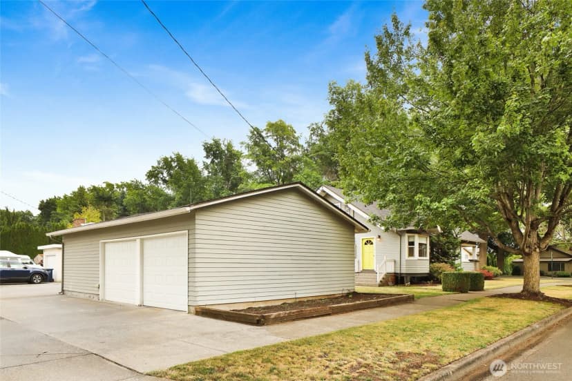 Property photo for 1218 Front Street, Lynden photo 37