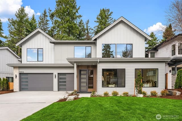 Property photo for 12834 Ne 113th Street, Kirkland, Washington 98033