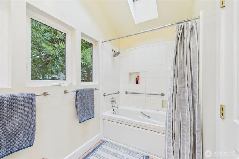 Property photo for 26248 Ohio Avenue Ne, Kingston photo 34