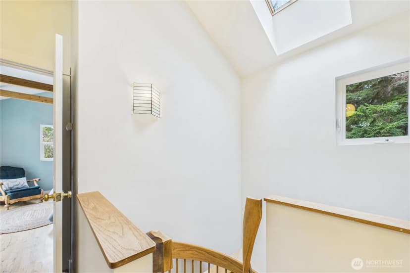 Property photo for 26248 Ohio Avenue Ne, Kingston photo 27