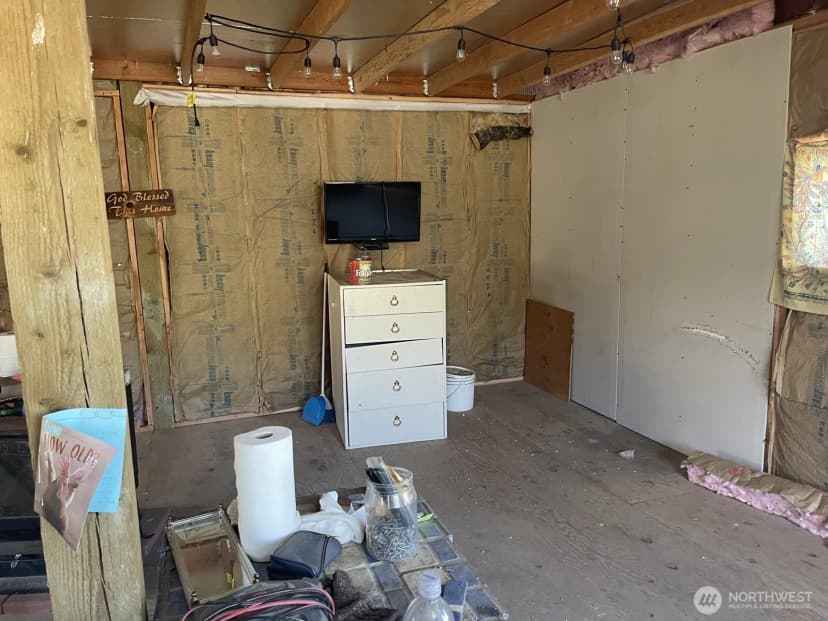 Property photo for 16 Breezy Lane, Tonasket photo 27