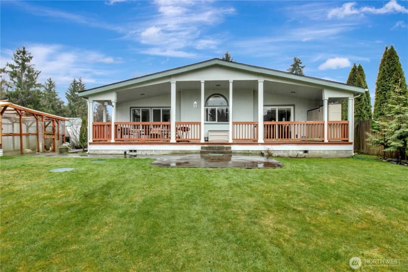 Property photo for 635 Mountain Loop Hwy, Darrington