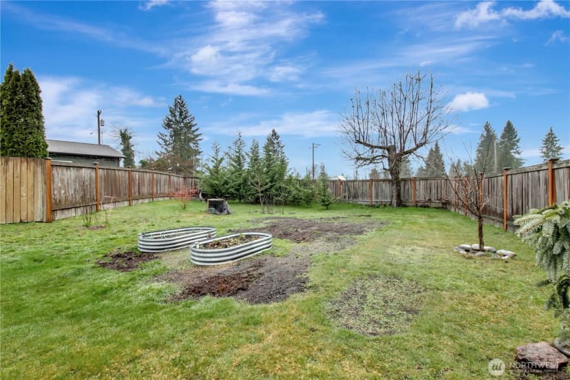 Property photo for 635 Mountain Loop Hwy, Darrington photo 37
