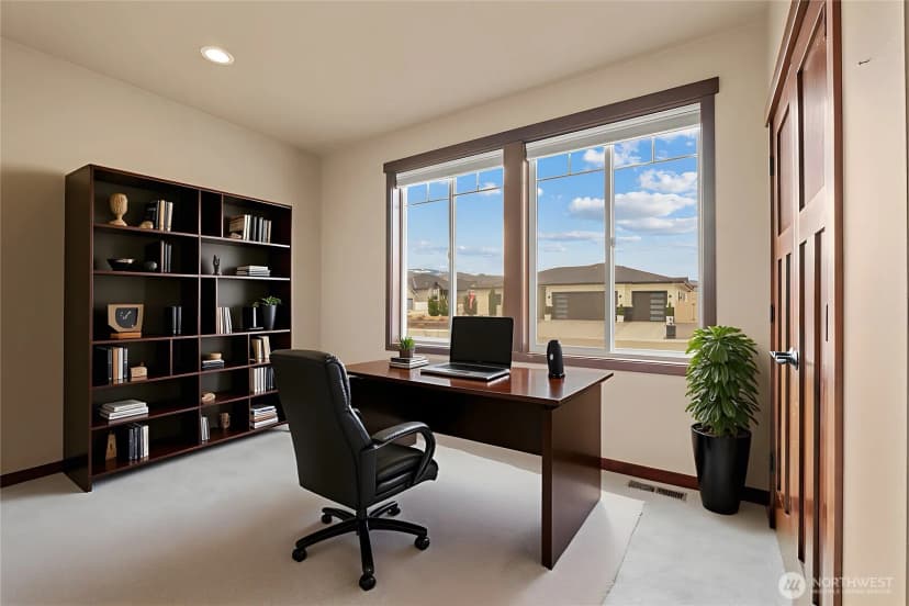 Property photo for 755 S Perry Avenue, East Wenatchee photo 24