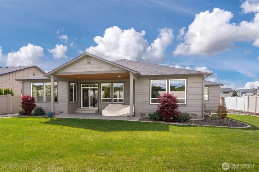 Property photo for 755 S Perry Avenue, East Wenatchee photo 14