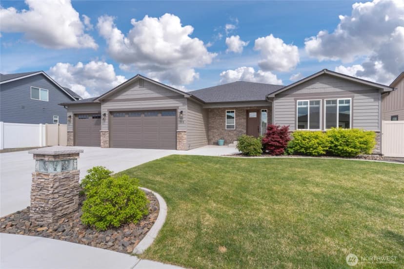 Property photo for 755 S Perry Avenue, East Wenatchee photo 38