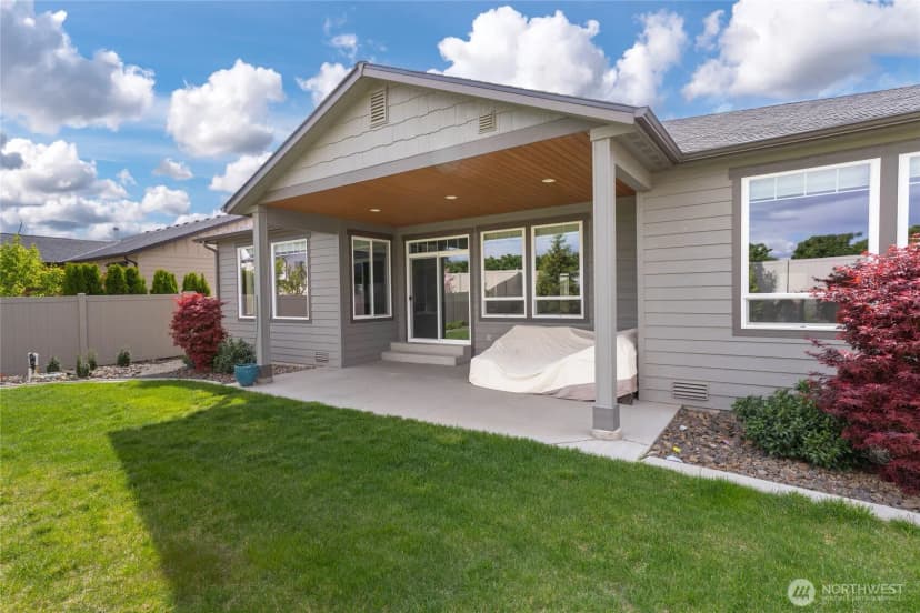 Property photo for 755 S Perry Avenue, East Wenatchee photo 10
