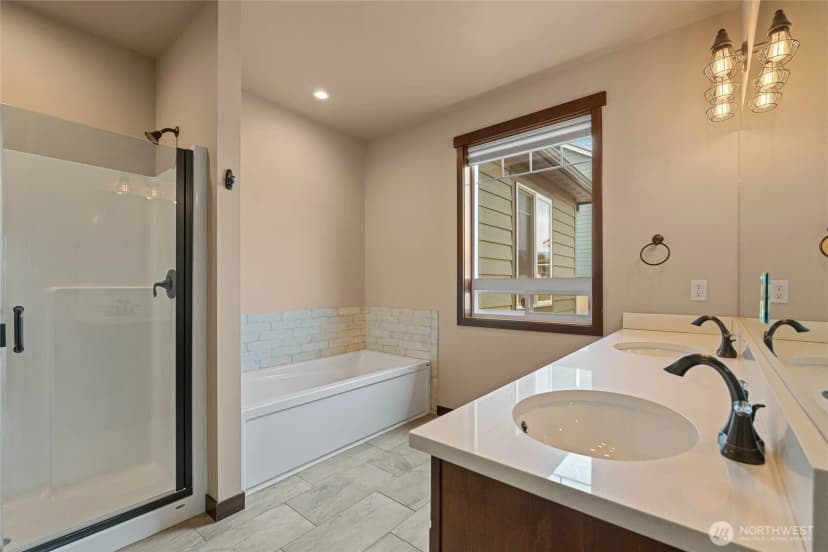Property photo for 755 S Perry Avenue, East Wenatchee photo 20