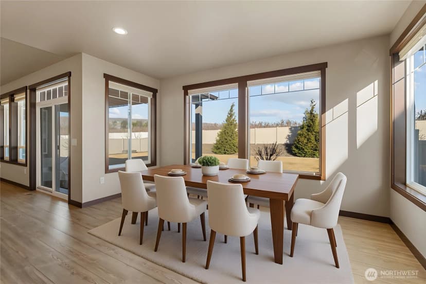 Property photo for 755 S Perry Avenue, East Wenatchee photo 9