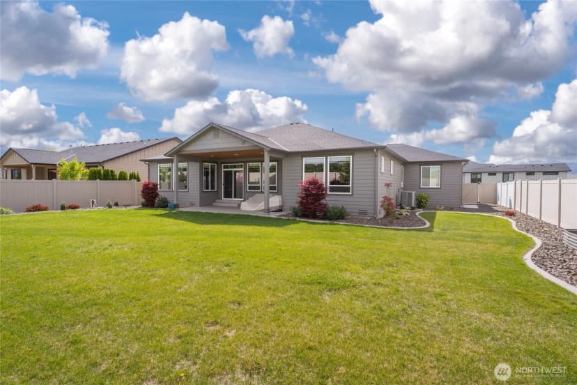 Property photo for 755 S Perry Avenue, East Wenatchee photo 13