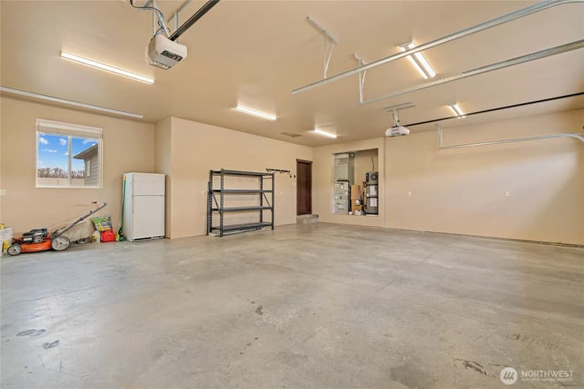 Property photo for 755 S Perry Avenue, East Wenatchee photo 34