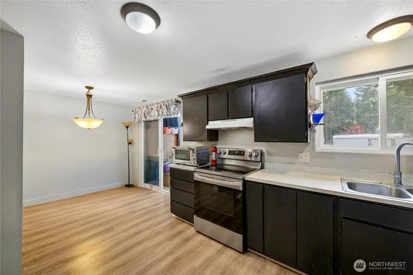 Property photo for 815 Hazzle Court, Coupeville photo 8