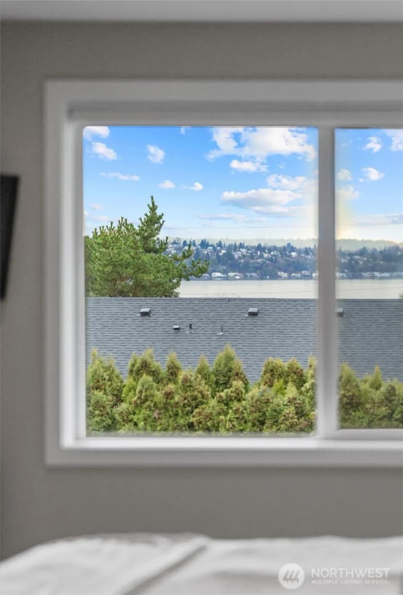 Property photo for 3415 N Garden Avenue, Renton photo 19