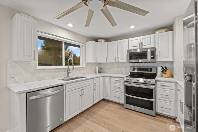 Property photo for 3415 N Garden Avenue, Renton photo 14