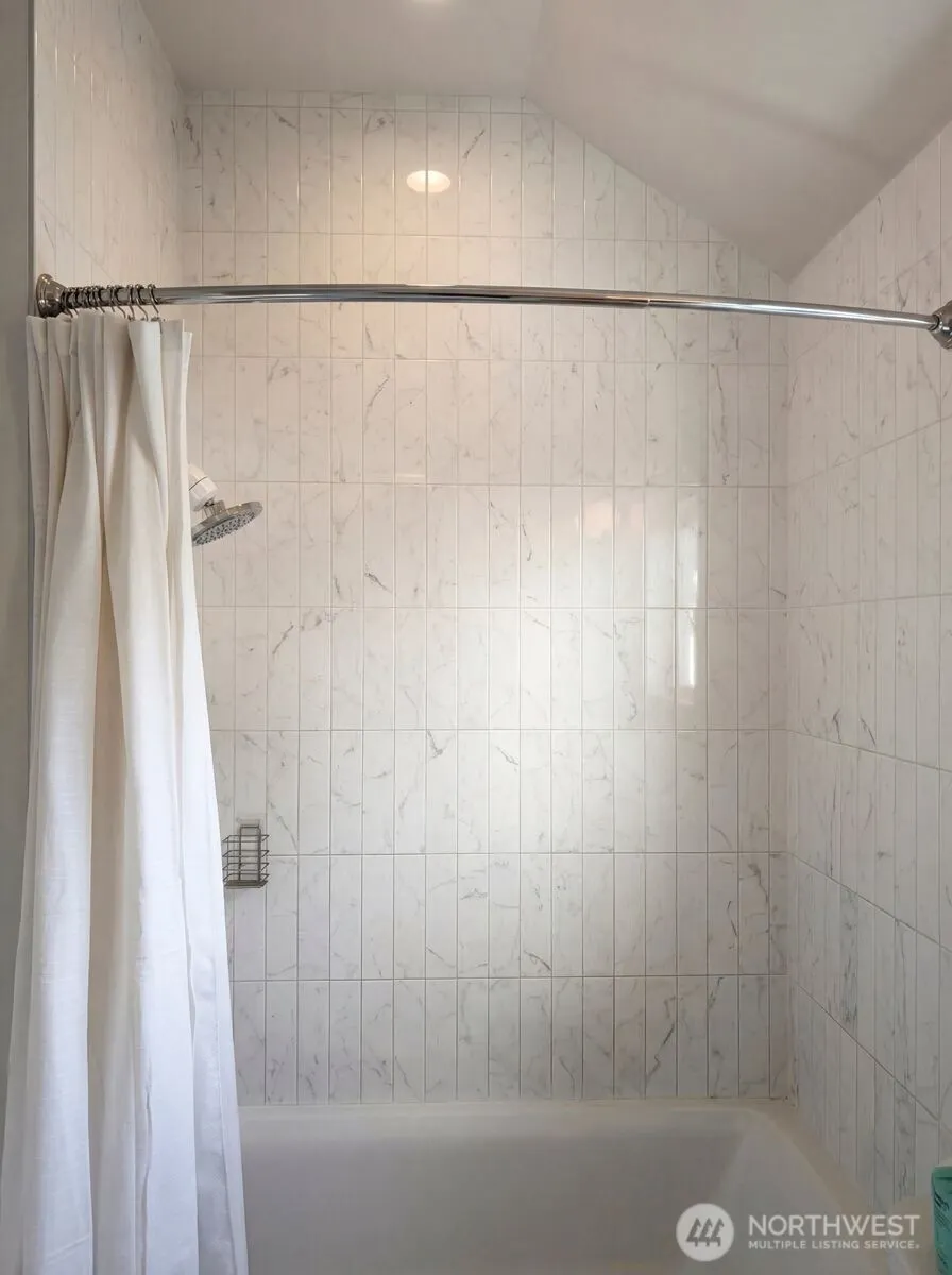 Property photo for 2211 17th Avenue S, Seattle photo 21