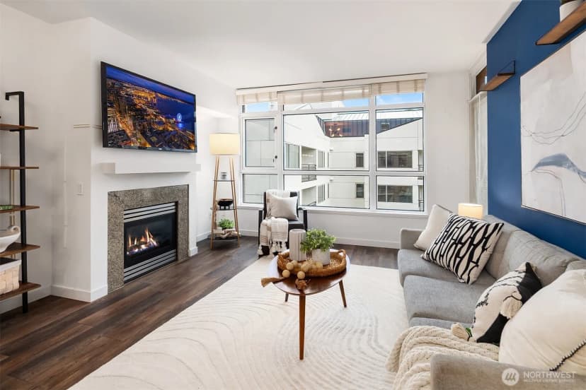 Property photo for 1420 Terry Avenue #603, Seattle photo 4