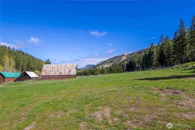 Property photo for 14905 Chumstick Highway, Leavenworth photo 2