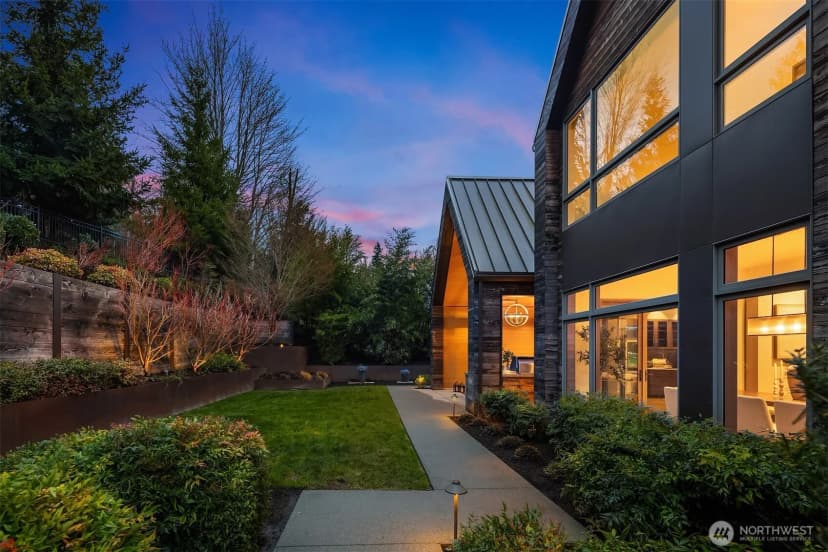 Property photo for 1796 Harrison Way Ne, Issaquah photo 13