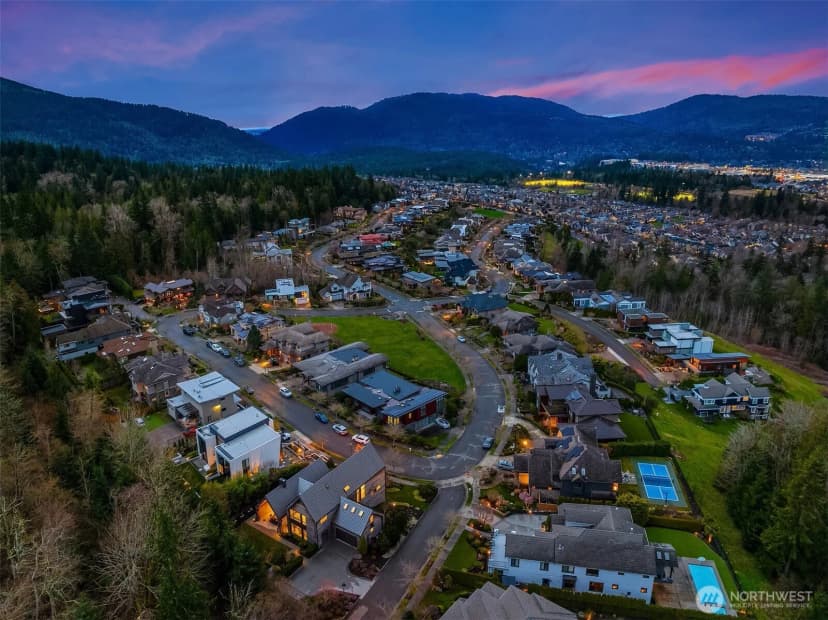 Property photo for 1796 Harrison Way Ne, Issaquah photo 40